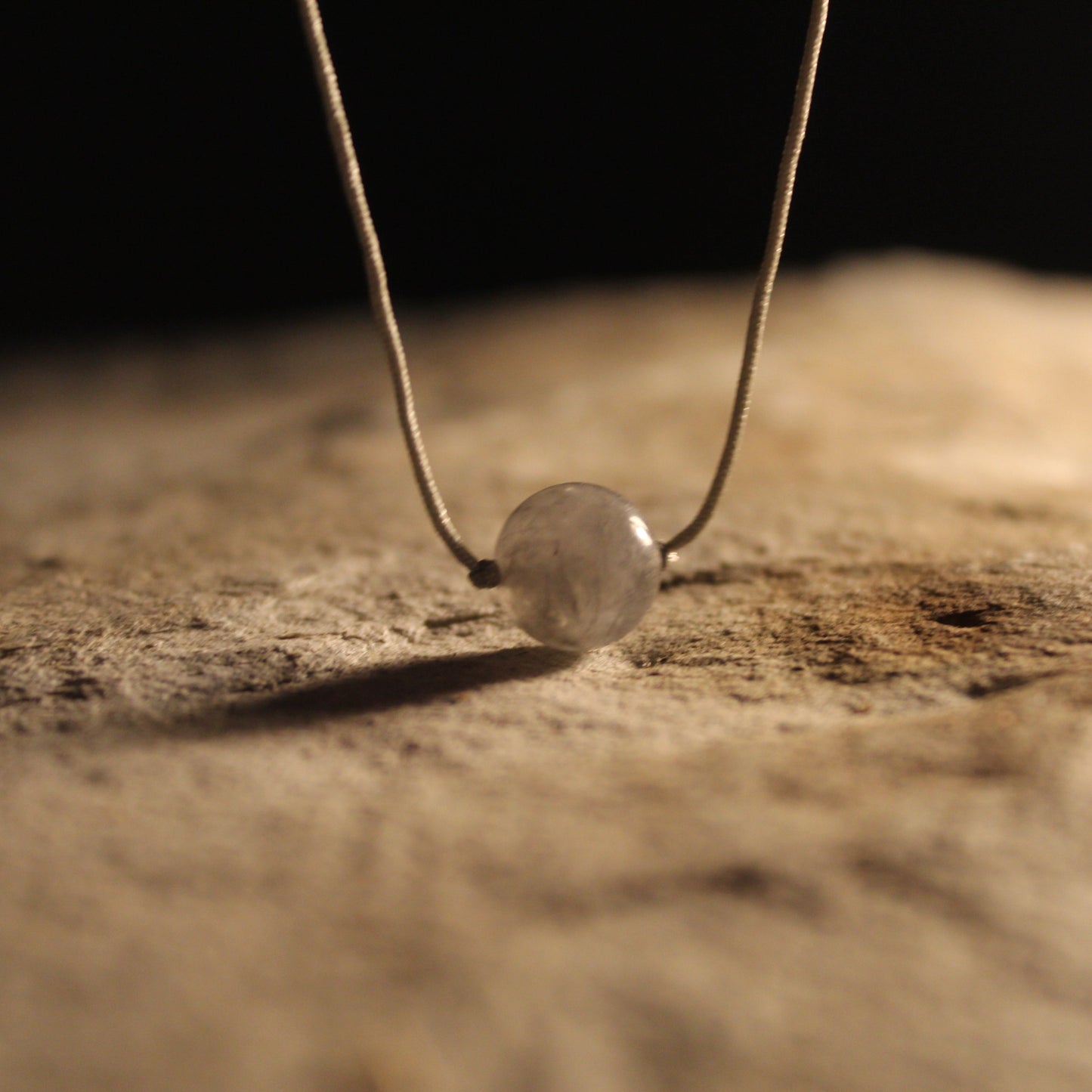 Cuarzo gris hialino - Collar Cosmos
