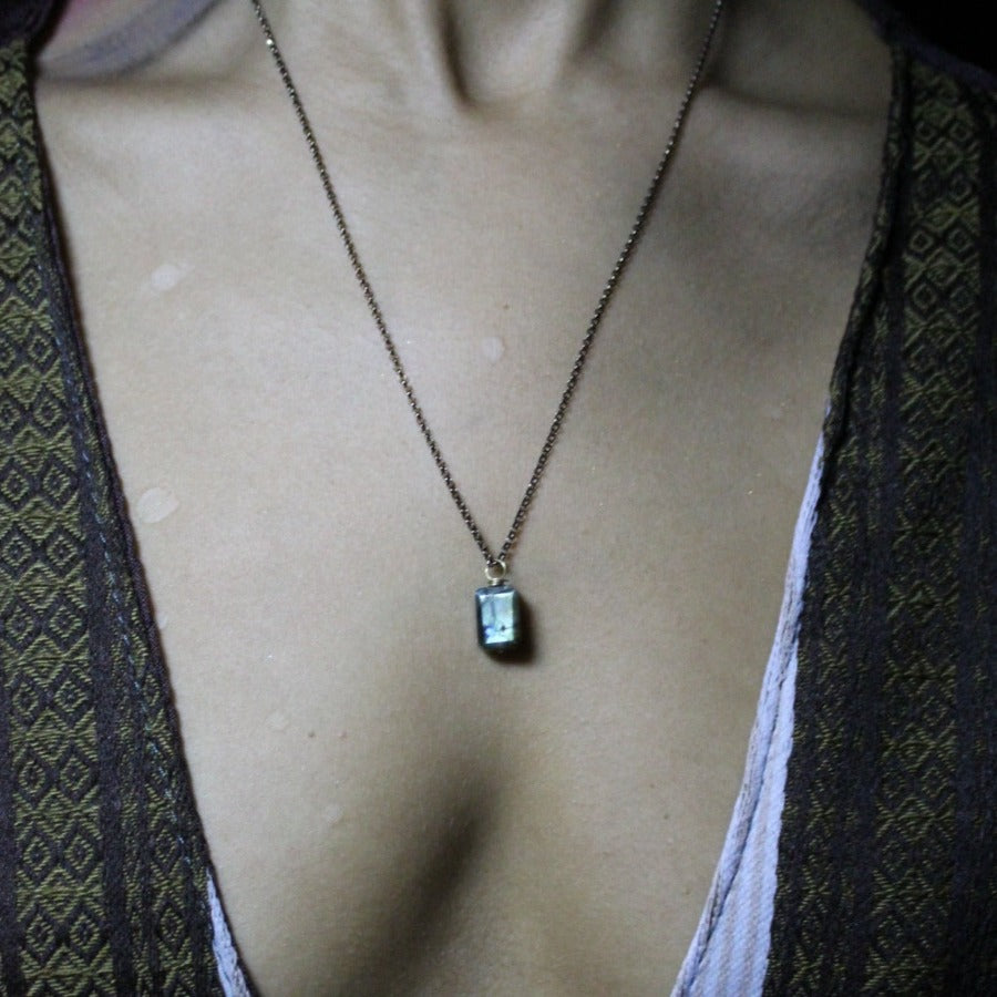 Labradorite &amp; 925 Silver - Raw Necklace