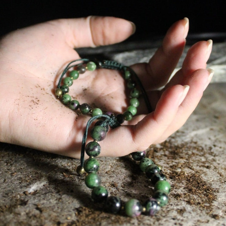 Rubizoisite - Healing bracelet 