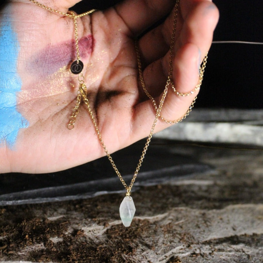 Hyaline Quartz &amp; 925 Silver - Raw Necklace